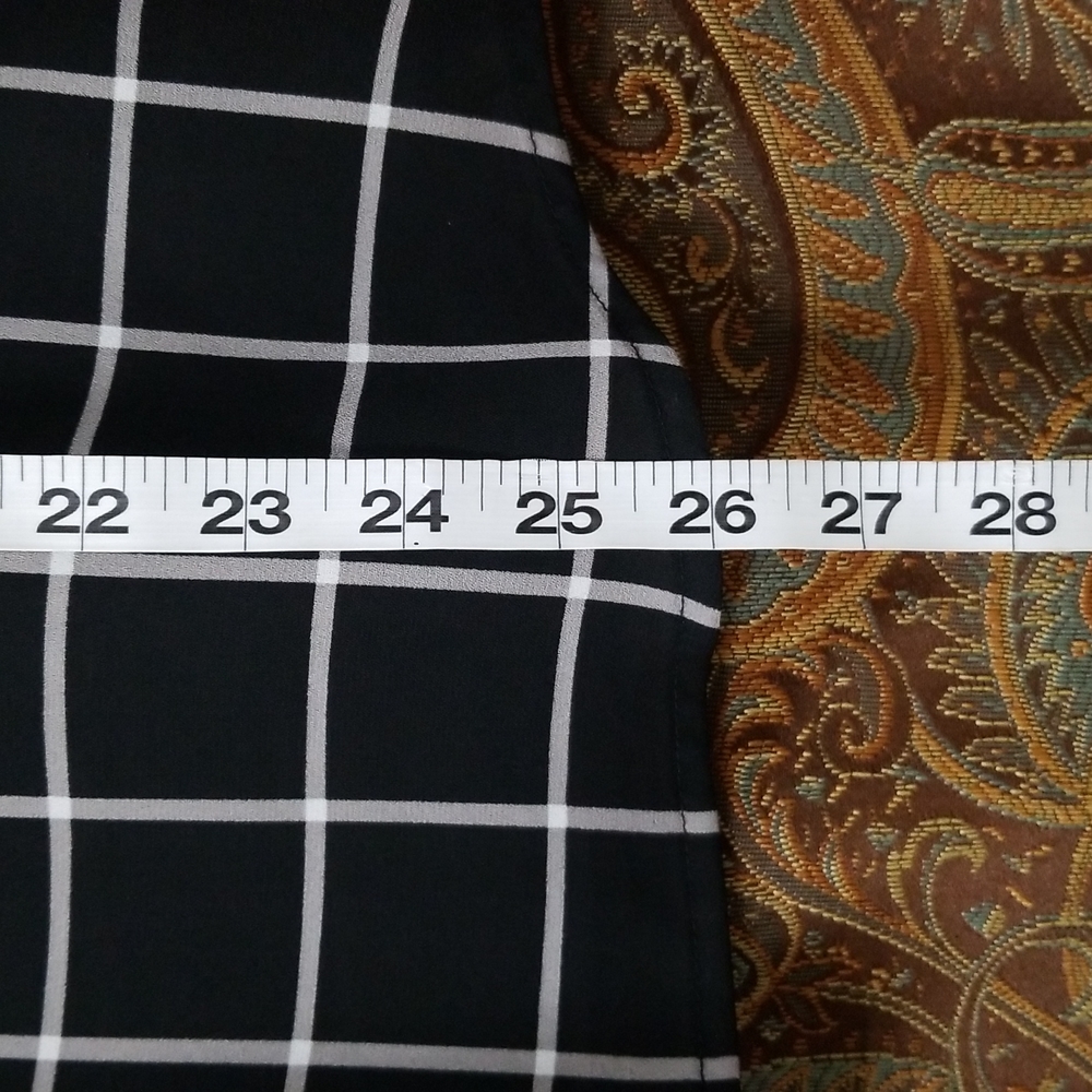 Windowpane Check Blouse - Picture 8 of 8